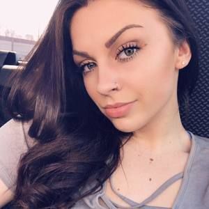 Meet your Posher, Ali